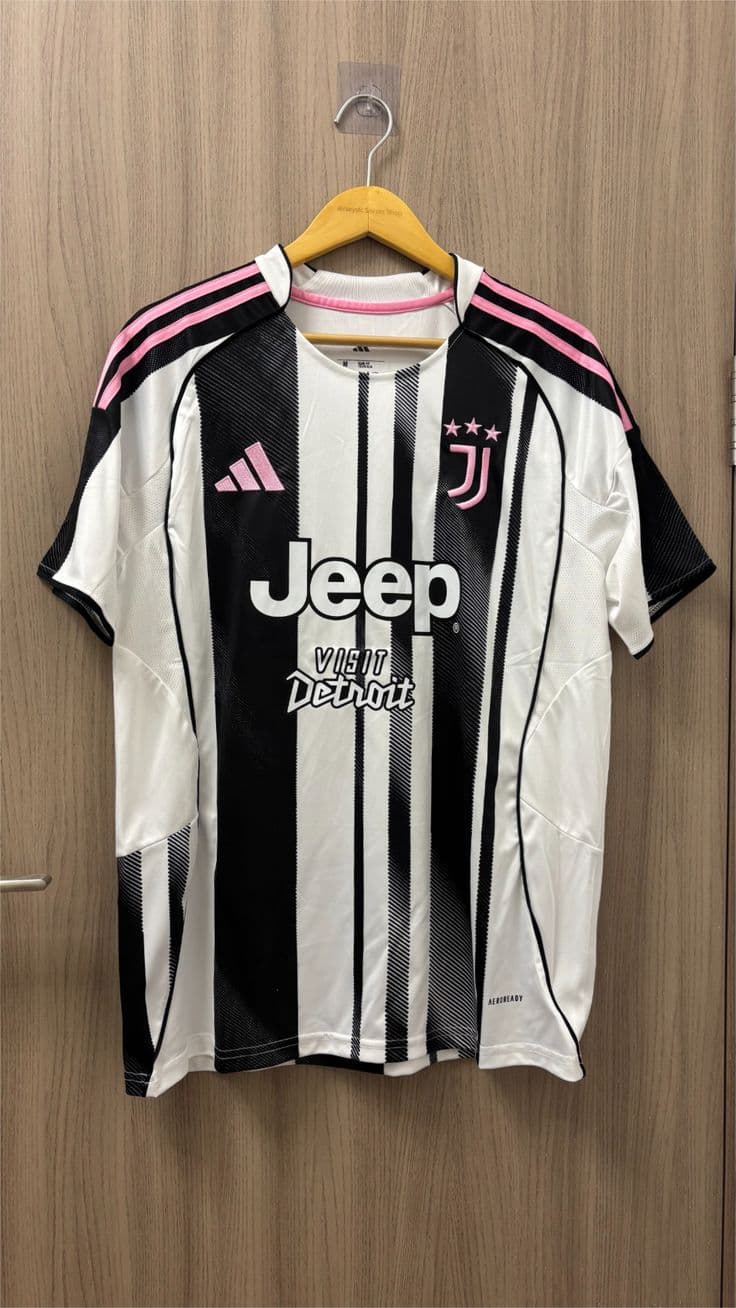 Juventus home jersey 25/26 - image 5