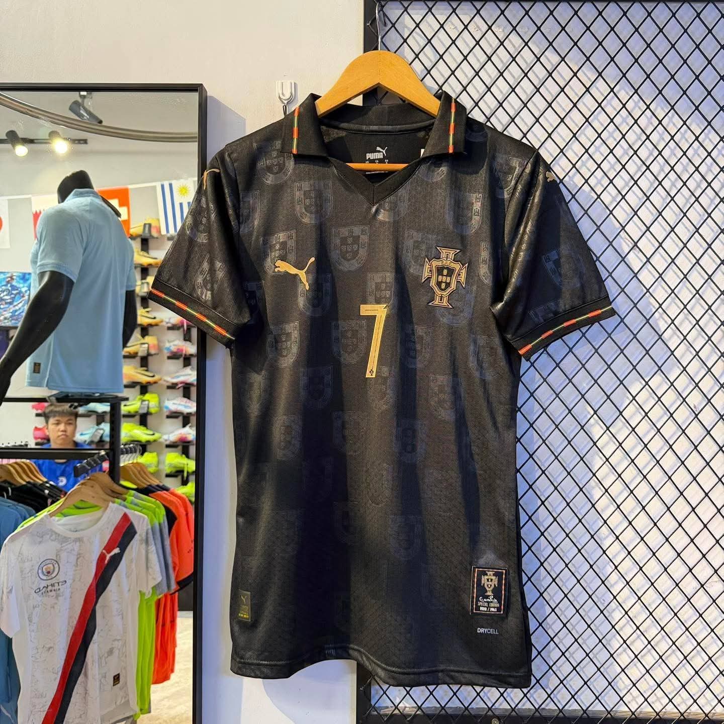 Portugal 2026 Special Edition "Black Panther" player edition Jersey. - image 3